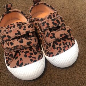 Cat & Jack leopard Velcro shoes